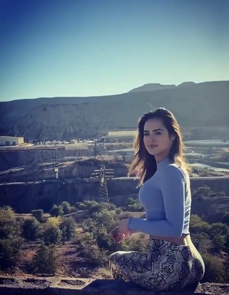 karlaamarie actriz de desnudos fotos