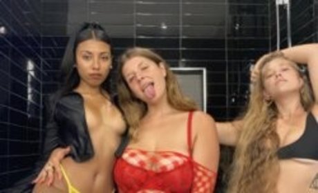 Tawny Sky Antle estrella atractiva galerías