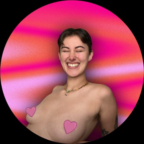 Cyrene Riley actriz adulta foto