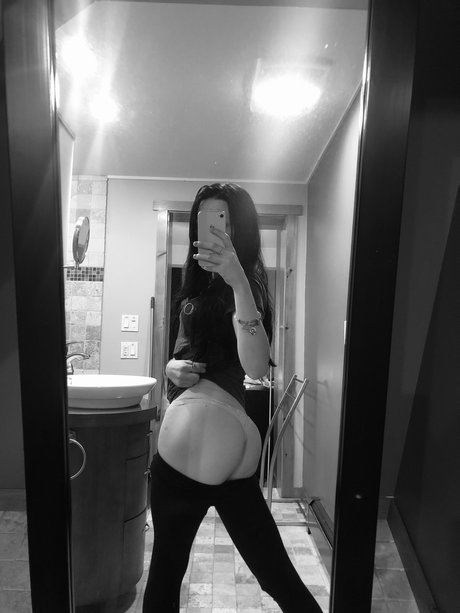 case xxx estrella porno foto