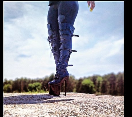 Miss Sonya modelo gratis archivo