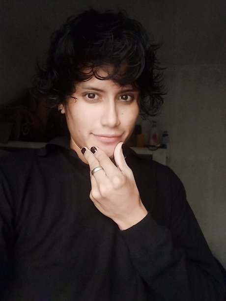 Queenhot bonita modelo fotos