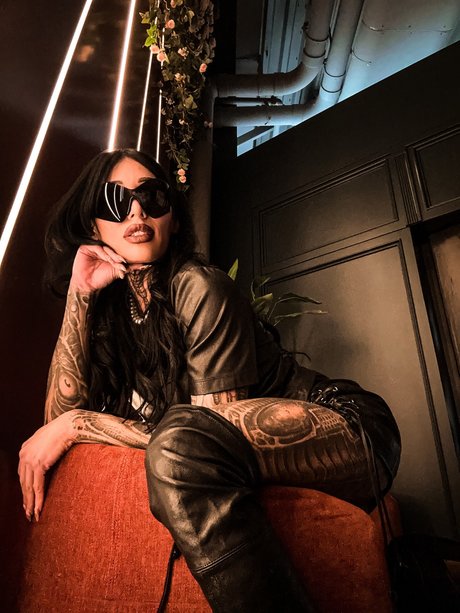 Eden Raynes hermosa modelo imágenes