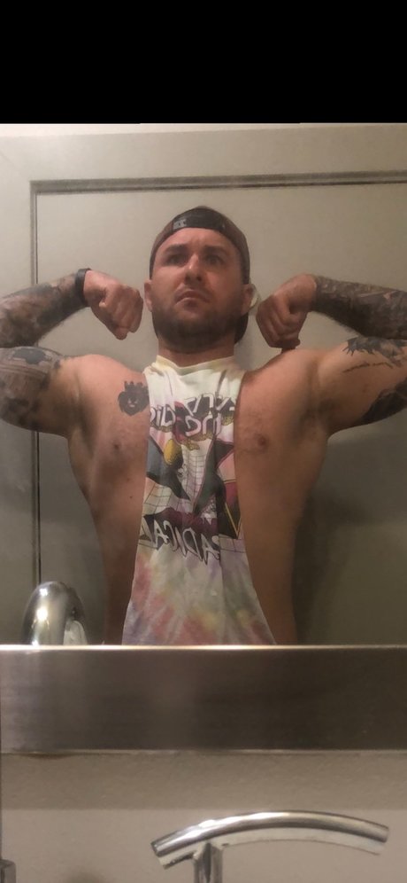 Reo Van Dam actriz libre galerías