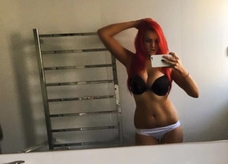 skye bonita estrella porno foto