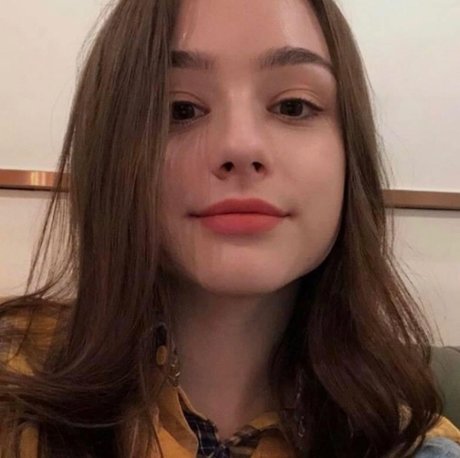 Dailana Loma estrella porno hermosa archivo