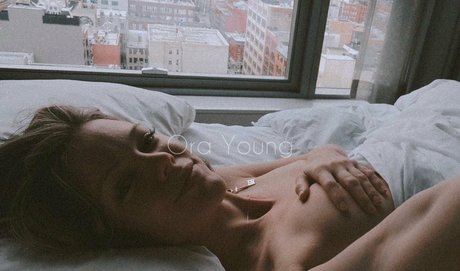 onlyora bonita estrella porno imagen