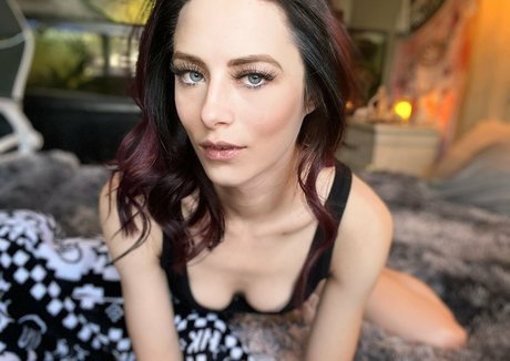 kylerquinnporn estrella porno atractiva fotos