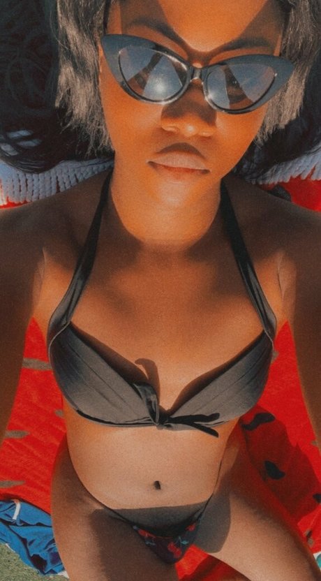 Vanniall xxx estrella porno foto