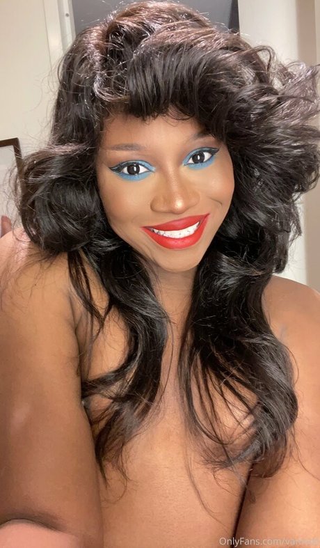 Vanniall actriz exclusiva imagen