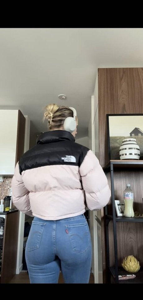 Ellen Akesson actriz exclusiva foto