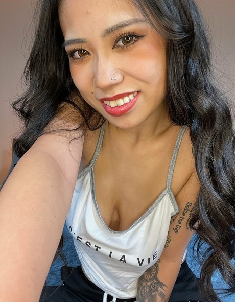 aispage modelo desnudos fotos