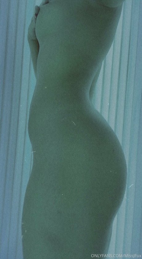 thatricandemon estrella porno bonita foto