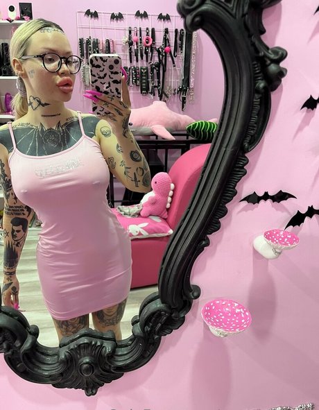 Nasty bimbo actriz fotos