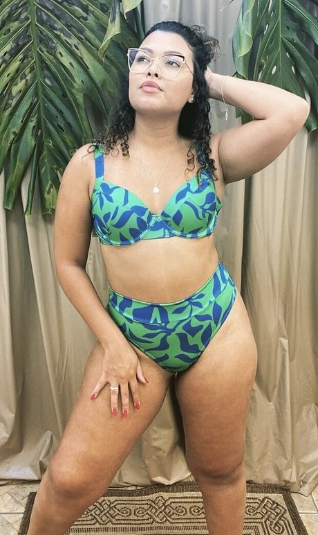 Gabi Anuel actriz de desnudos recopilación