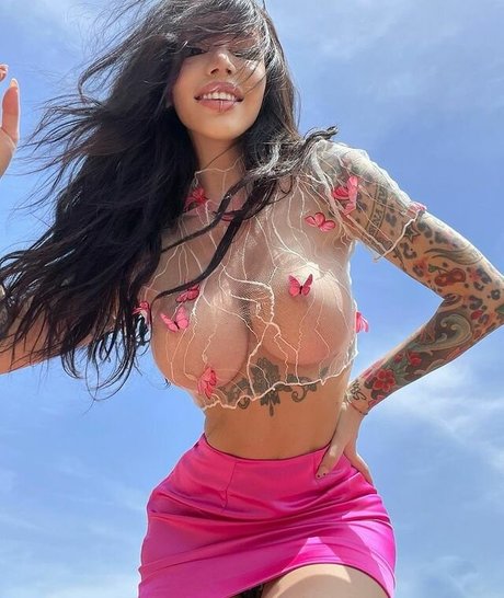 Alexis Mucci actriz caliente fotos