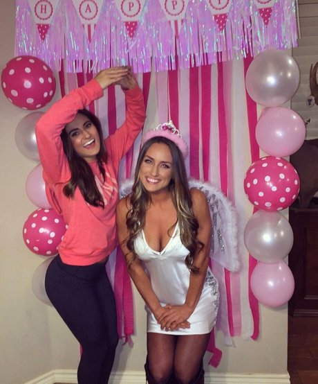 Taylor Altom estrella atractiva imágenes