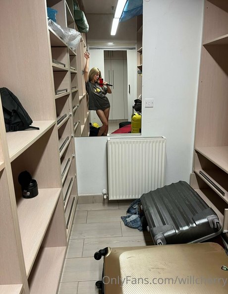 chatbot uncensored modelo hd imágenes