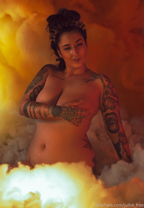 julh4 free modelo desnudos imagen