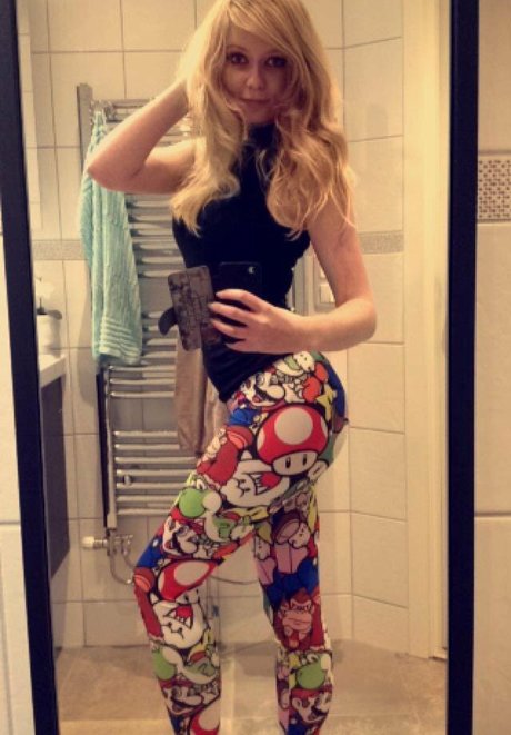 Purrluna bonita modelo galería