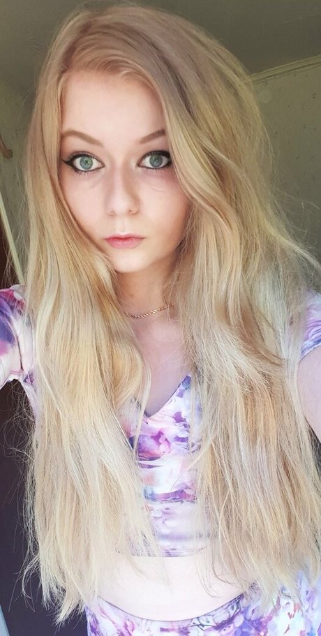 Purrluna actriz adulta imagen