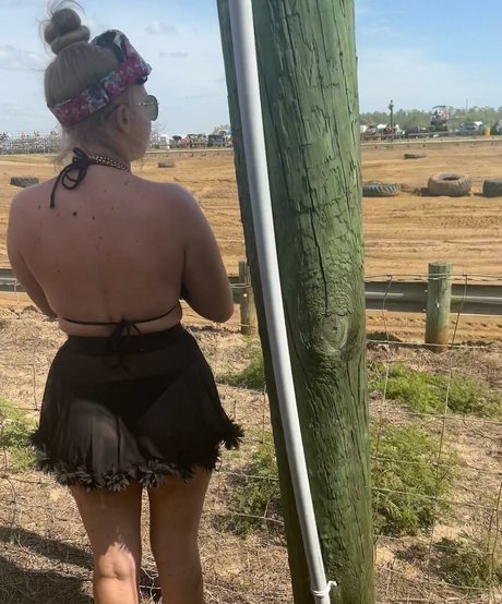 Canam Lyss modelo desnuda recopilación