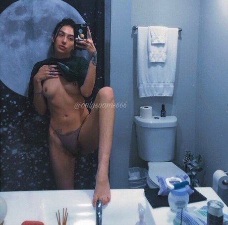 dani j666 modelo desnudos imagen