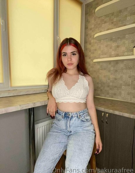 sakuraafree modelo libre galería