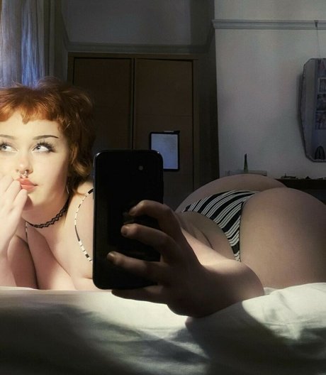 milabloomoo modelo pornografico archivo