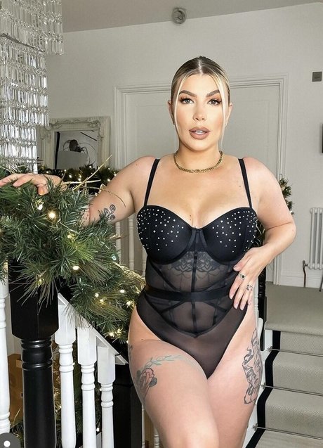 Olivia Buckland estrella exclusiva galerías