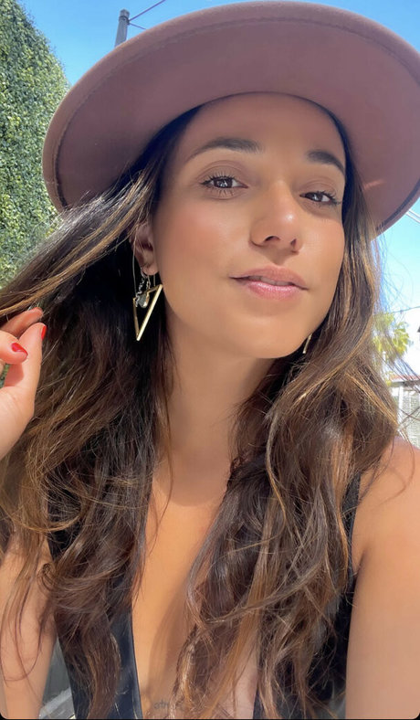 Mariane Sakay estrella porno de alta calidad archivo