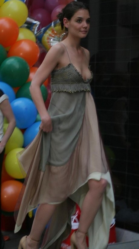 Katie Holmes estrella perfecta archivo