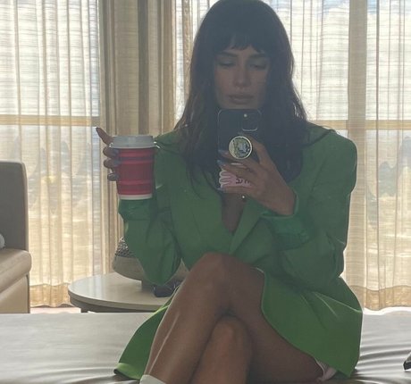 Diane Guerrero desnudos de estrellas porno foto