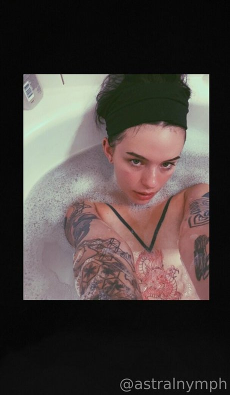 fans vestidos solamente xxx hermosa fotos