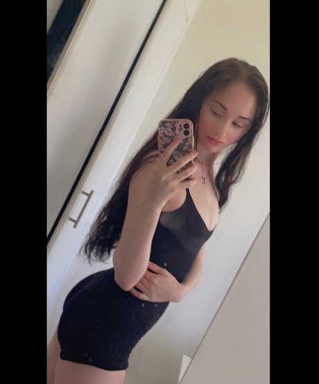 taliah nugg xxx estrella porno imagen