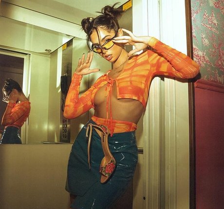 Liya Noga estrella porno caliente imagen