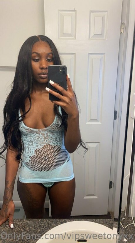 vipsweetonyxx estrella porno bonita imagen