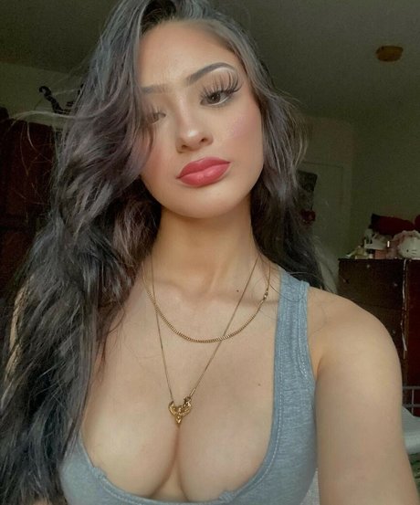 katiiebaeb actriz porno imagen