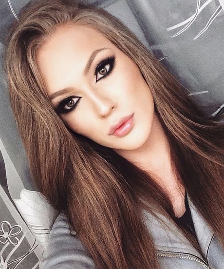 Anastasia Fedyanina modelo sexual foto