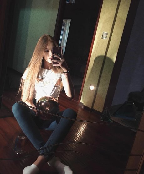 Alviik estrella porno agradable imagen