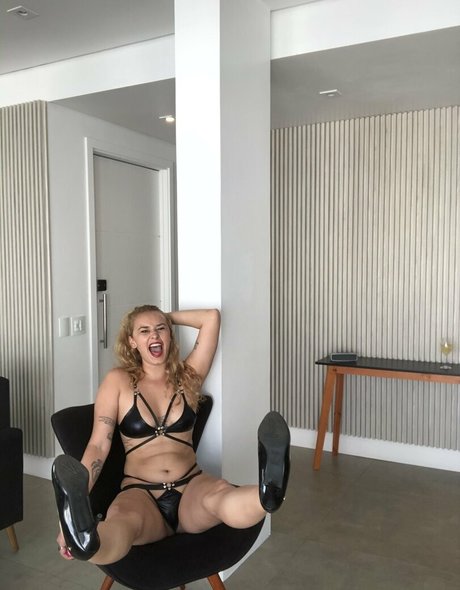 brunafree bonita estrella imagen