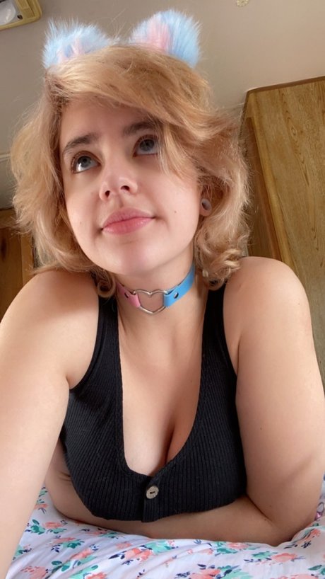 SassySapphire actriz atractiva galería