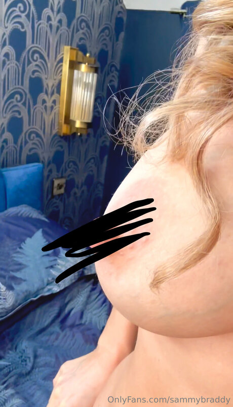 Sammy Braddy modelo adulto galerías