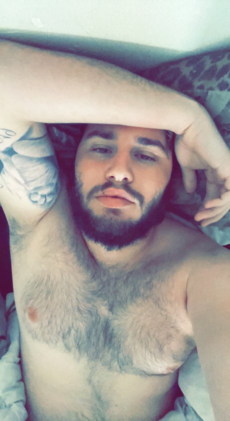 SpicedJedi hermosa actriz imagen