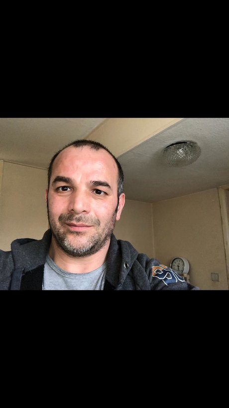 Yusuf modelo sexy galerías