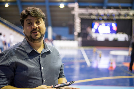 Gabriel Cesar modelo desnudo foto