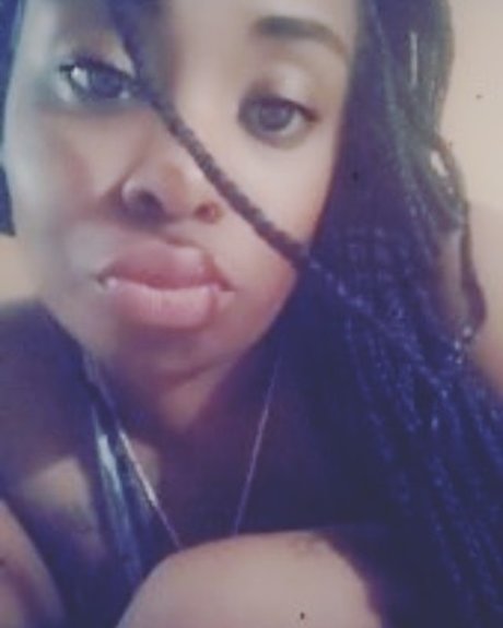 Zayepressure3x hermosa estrella foto