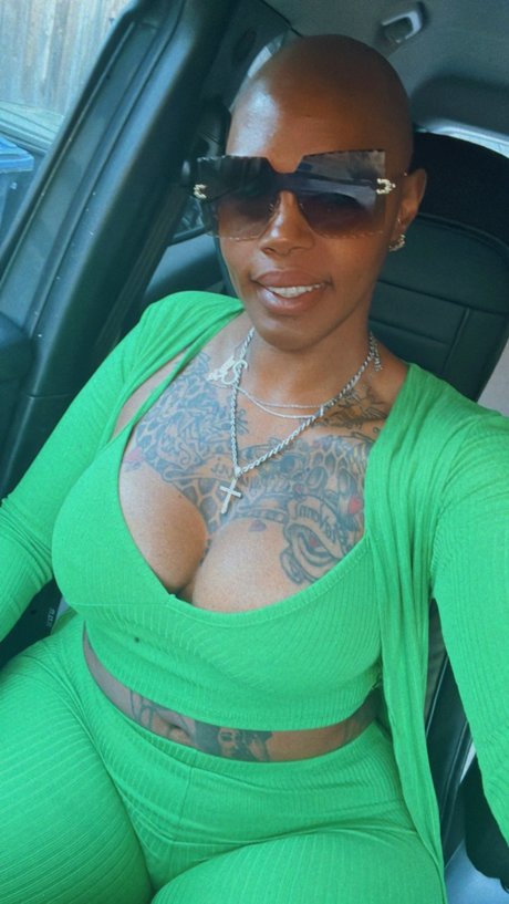 Flossie desnudos estrella imagen