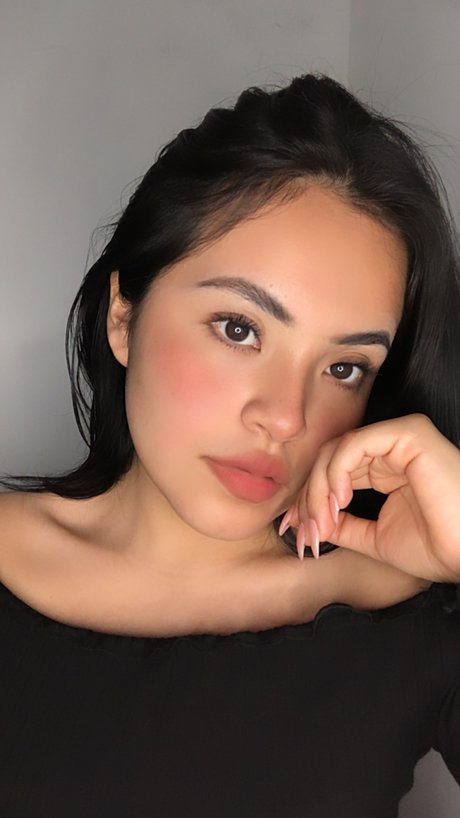 Heidi Gonzalez hermosa estrella porno imágenes