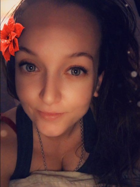 Meeka actriz de alta calidad foto